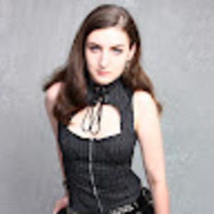 Meet your Posher, Lillian